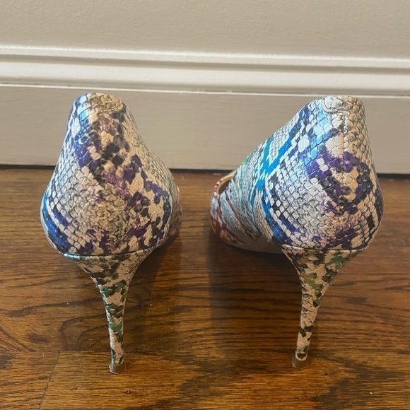Steve Madden Rainbow Pointy Snakeskin Textured Colorful Stiletto High Heels 9 - Picture 9 of 10